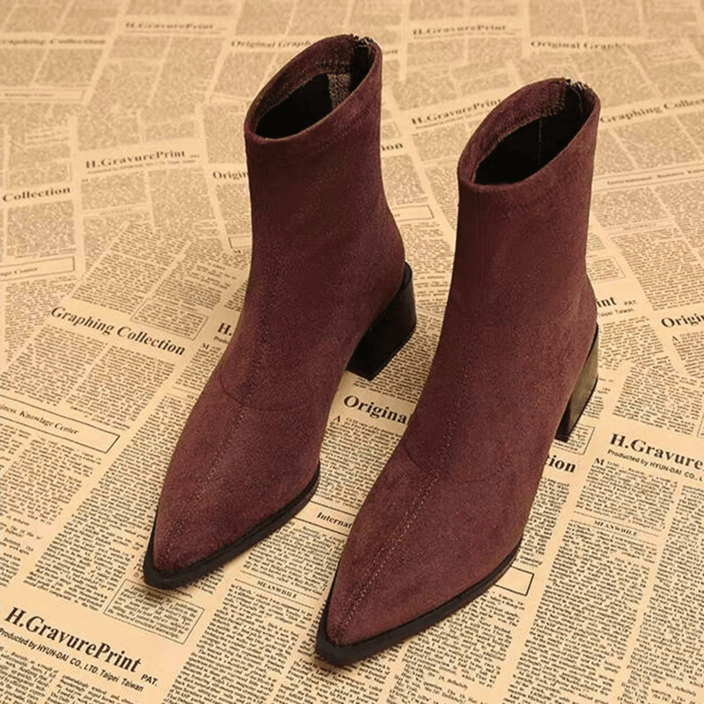 Women's pointed-toe ankle boots with a block heel and side zip