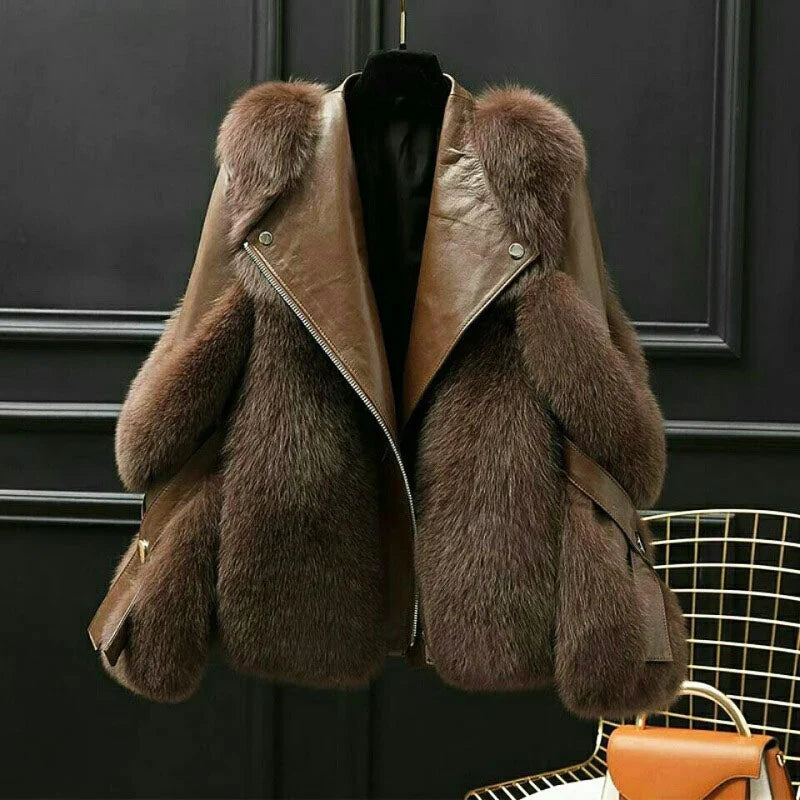 Women's oversized jacket with fur-textured collar, lapels and diagonal zip front