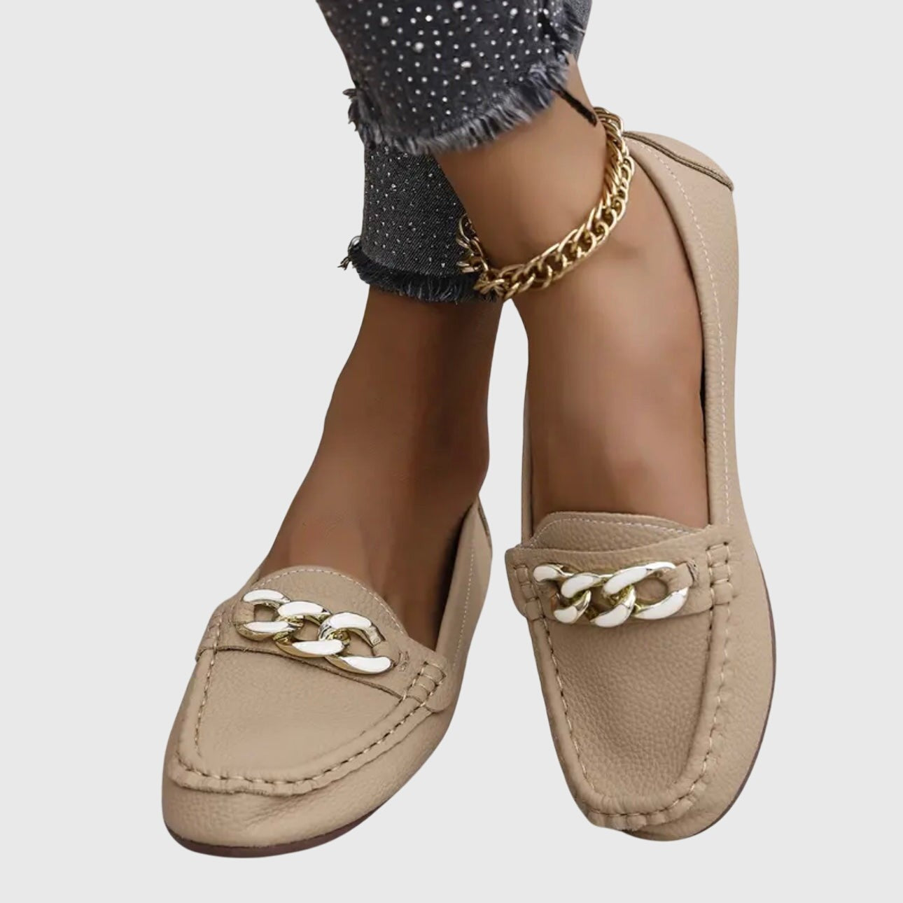 Women's round toe loafers with chain embellishment and flat soles