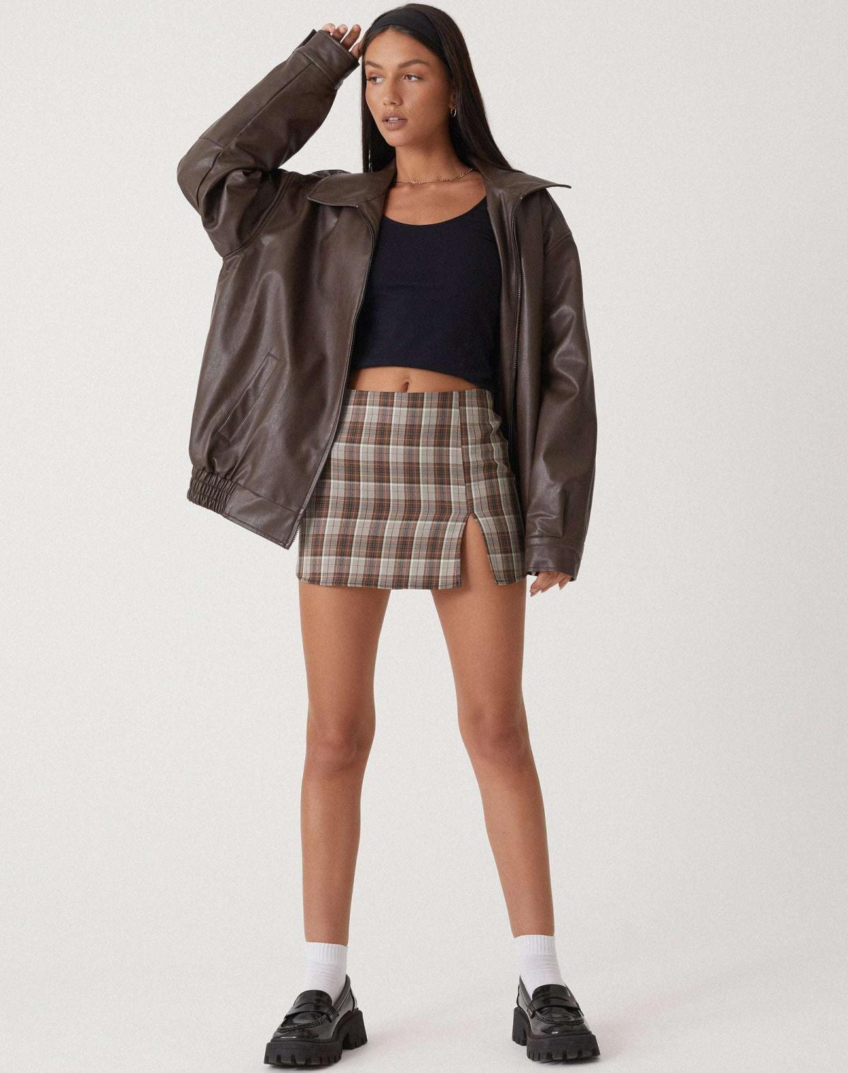 Women's oversized bomber jacket with collared neckline, zip front and elasticated hem