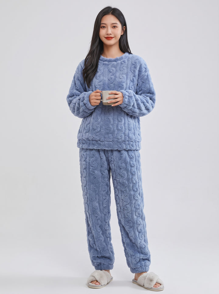 Women's Cable-Texture Fleece Pyjama Set in blue