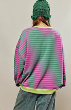 Women's oversized striped sweatshirt with contrasting ribbed trims