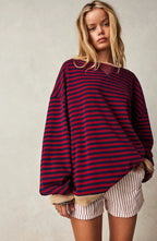 Women's oversized striped sweatshirt with contrasting ribbed trims
