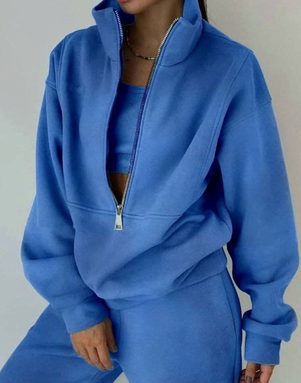 Women's cropped zip sweatshirt tracksuit set with wide-leg trousers