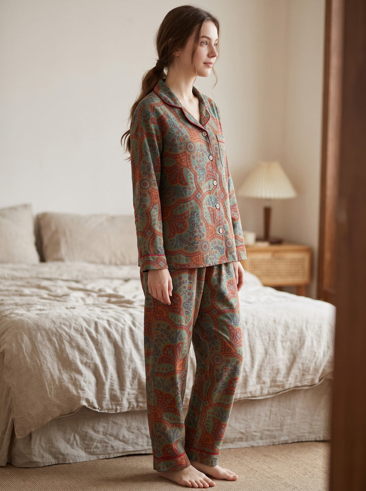 Women's Paisley Pyjama Set in teal paisley