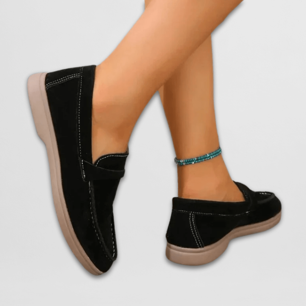 Women's slip-on round-toe penny loafers