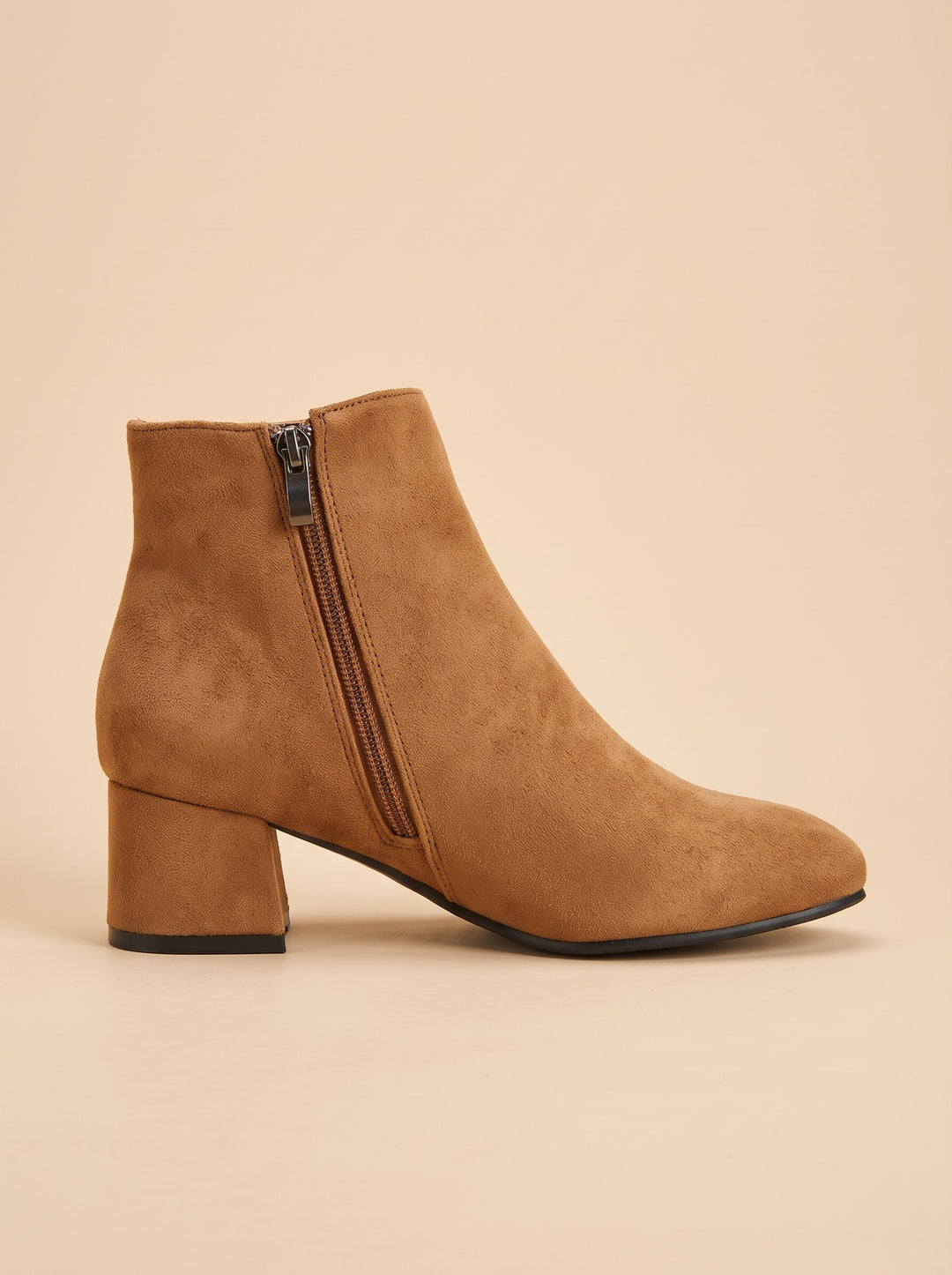 Women's Block Heel Ankle Boots in tan