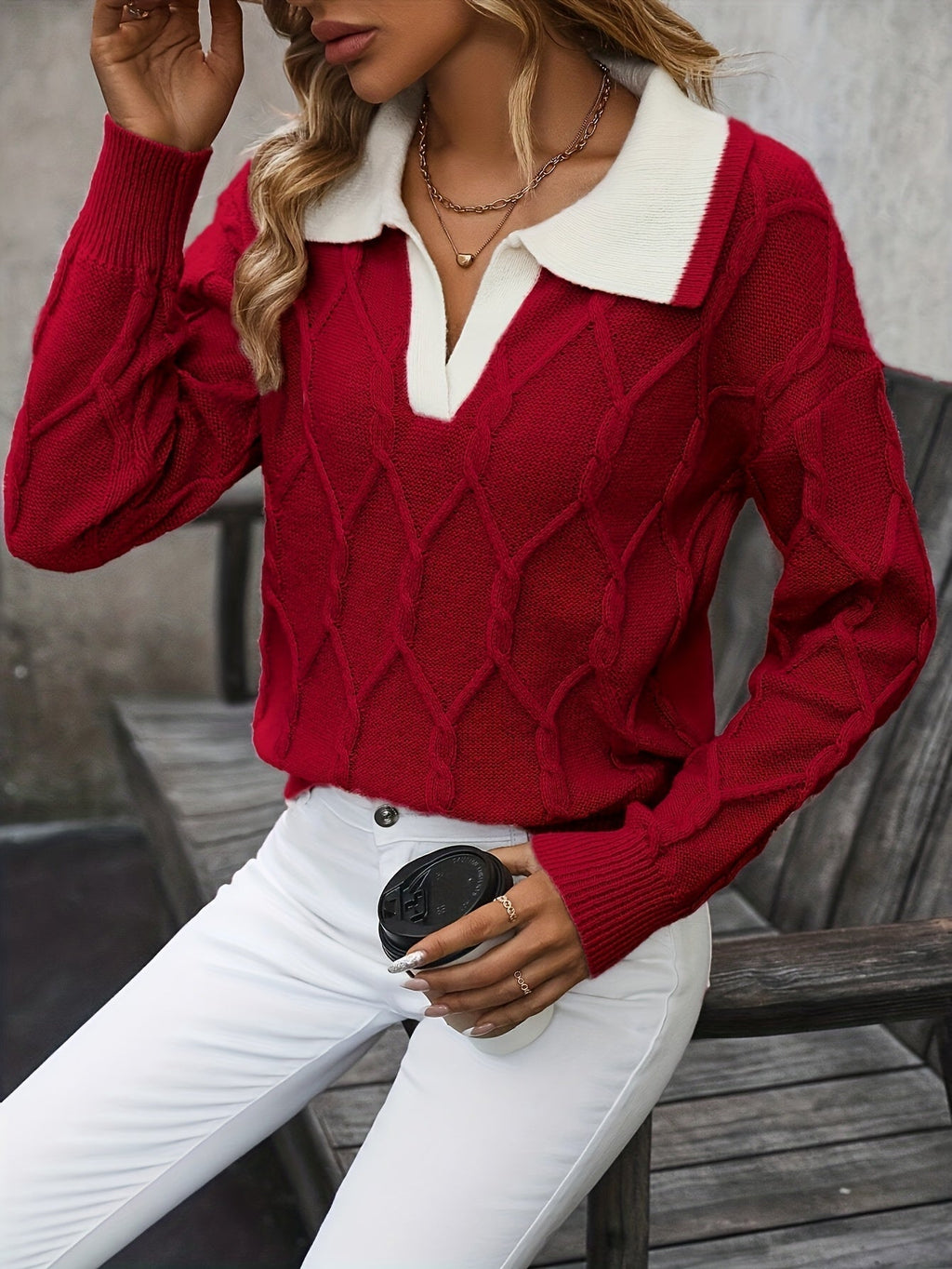 Women's cable-knit V-neck jumper with contrast collar and long sleeves