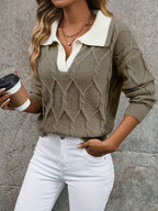 Women's cable-knit V-neck jumper with contrast collar and long sleeves