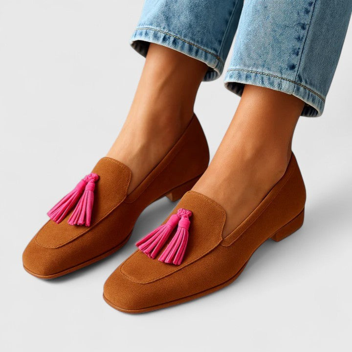 Women's brown square-toe loafers with pink tassels